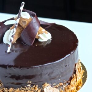 HK08831-Cercle de pâtisserie doré de gâteaux et cupcakes.plateau